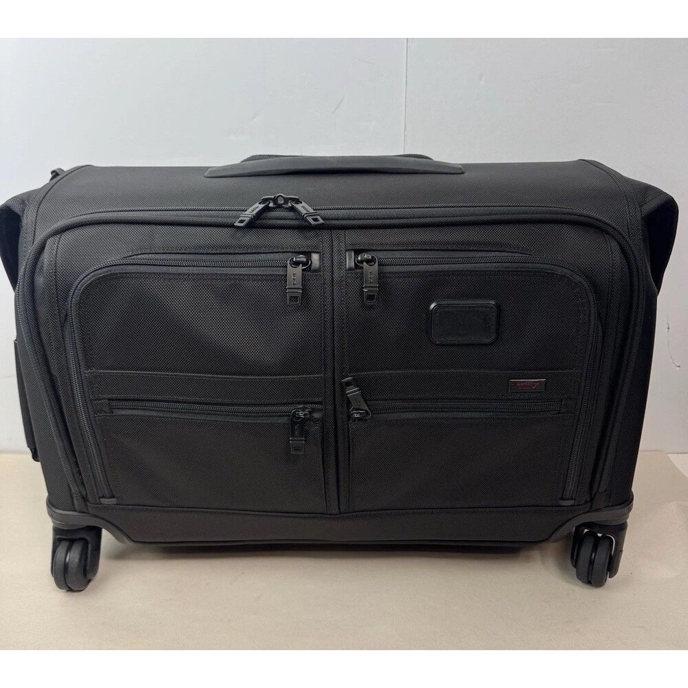 Tumi 22” Alpha 2 Carry On 4 Wheel Spinner Garment Bag Luggage